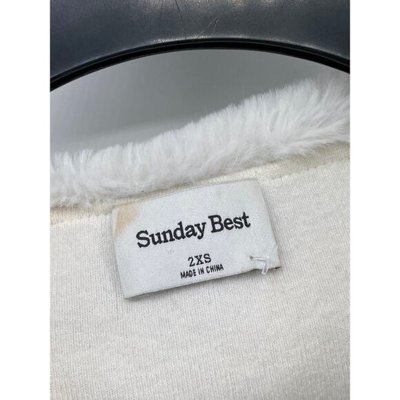 SUNDAY BEST Women's White Faux-Fur Button-Up Cropped Sweater Top SZ 2XS - Picture 12 of 12